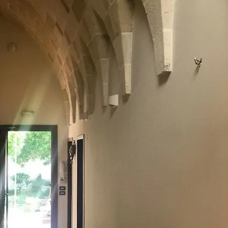 Casa Al Centro Tre Stanze Tre Bagni Giardino E Volte *