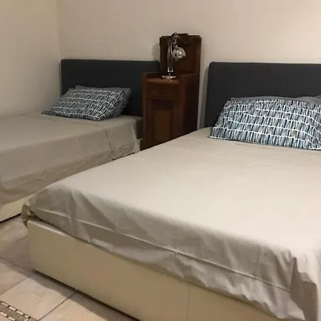 דירה Casa Al Centro Tre Stanze Tre Bagni Giardino E Volte *